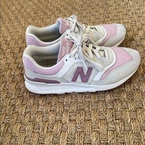 New Balance White & Light Pink 997H Sneakers